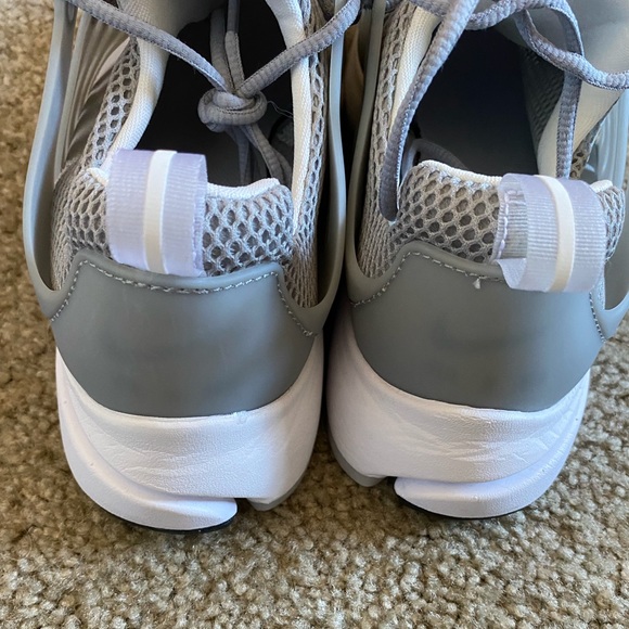 NWB | Nike Air Presto Essential - Picture 6 of 9